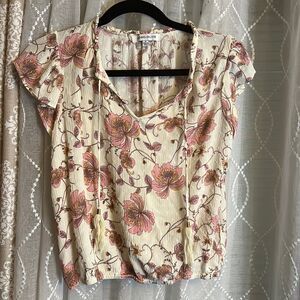 EUC Rose and Olive floral shirt size small